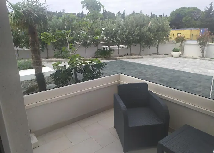 Hadria Vendégház Makarska