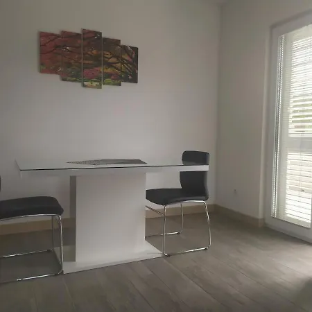 Hadria מאקרסקה