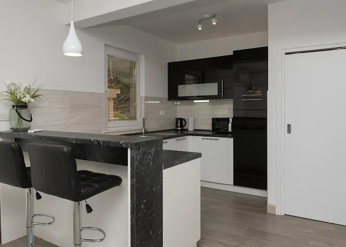 Hadria 招待所 马卡尔斯卡